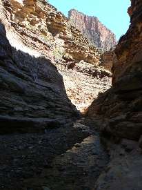 wgchermit12-day2-5  Hermit Canyon.jpg (225746 bytes)